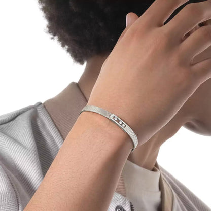 [Luxe Jewelry]Move Noa Ciselé half pavé bangle