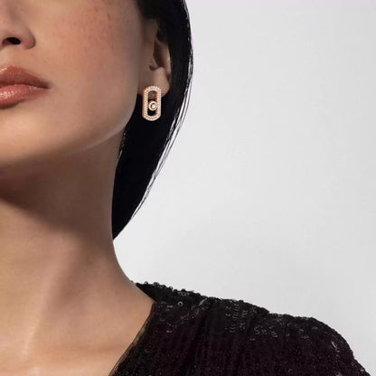 [Luxe Jewelry]So Move Pave_-Set Diamond Earrings in Silver