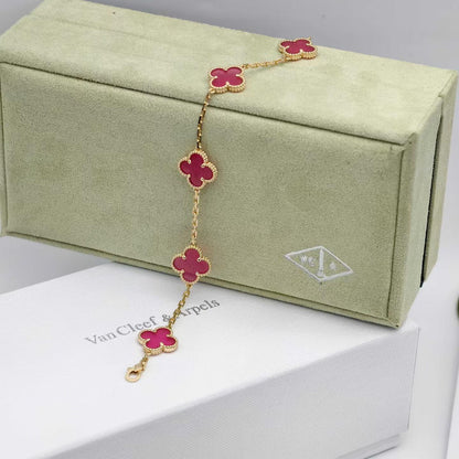 [LUXE]NEW CLOVER 5 MOTIFS PINK ENAMEL BRACELET