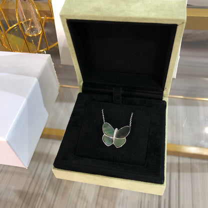 [LUXE]ラージバタフライシルバーペンダントダイヤモンドネックレス